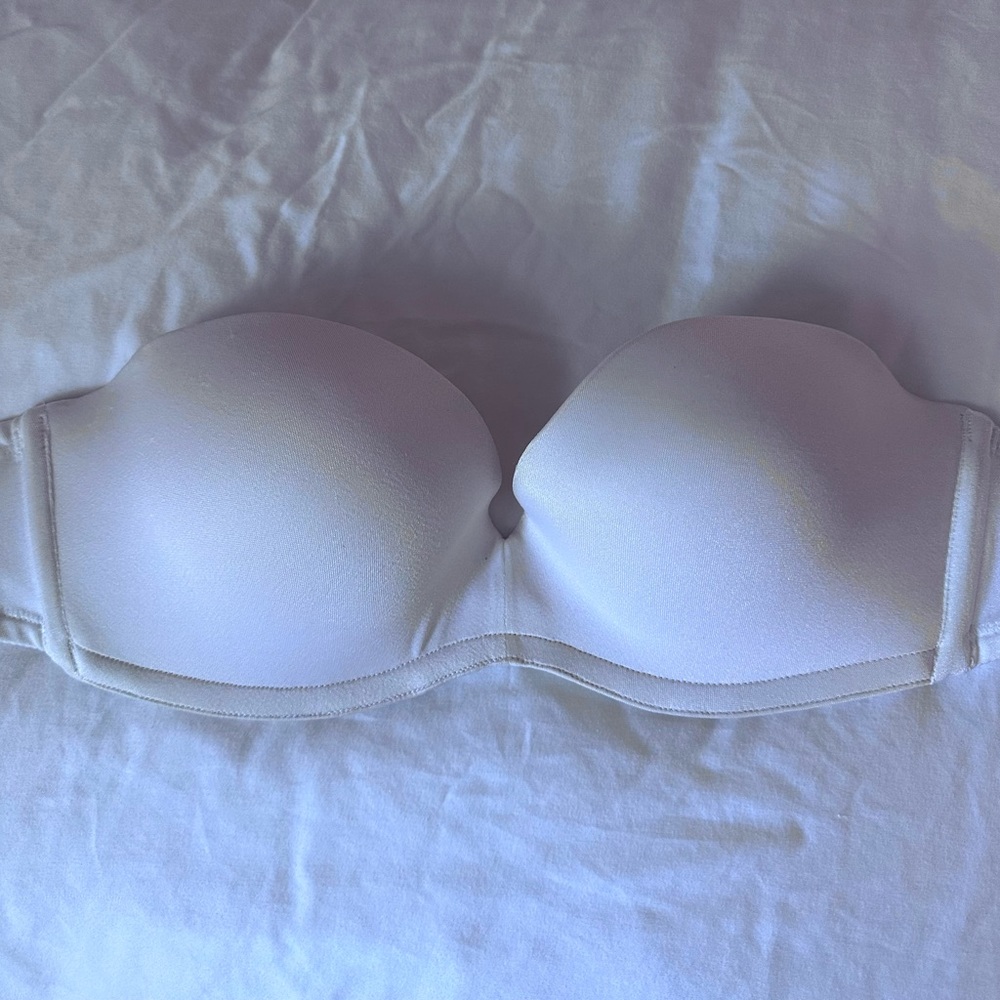 upbra stay-up strapless bra in white (34C)